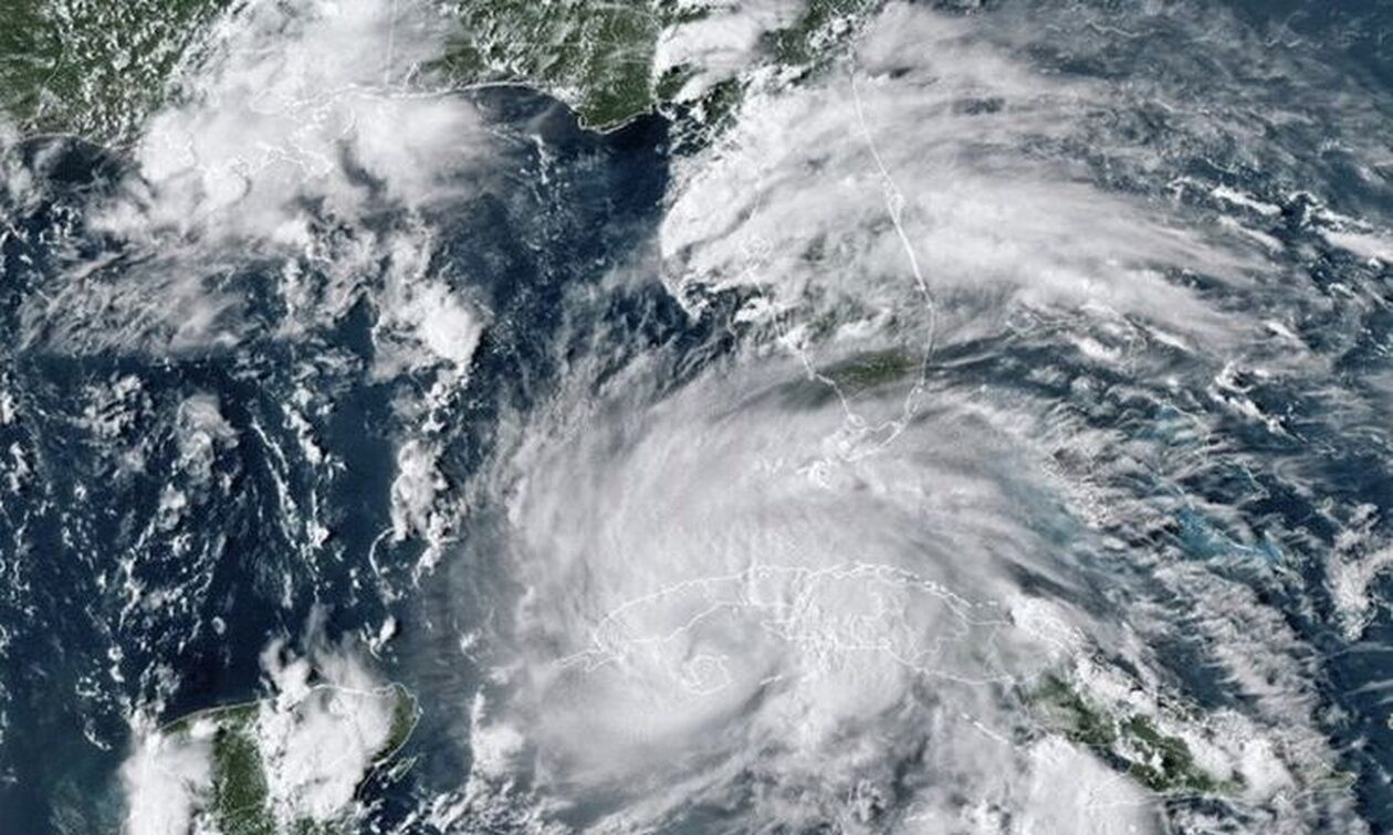 Ο τροπικός τυφώνας Έμιλι κινείται δυτικά-βορειοδυτικά από τις Νήσους του Πράσινου Ακρωτηρίου