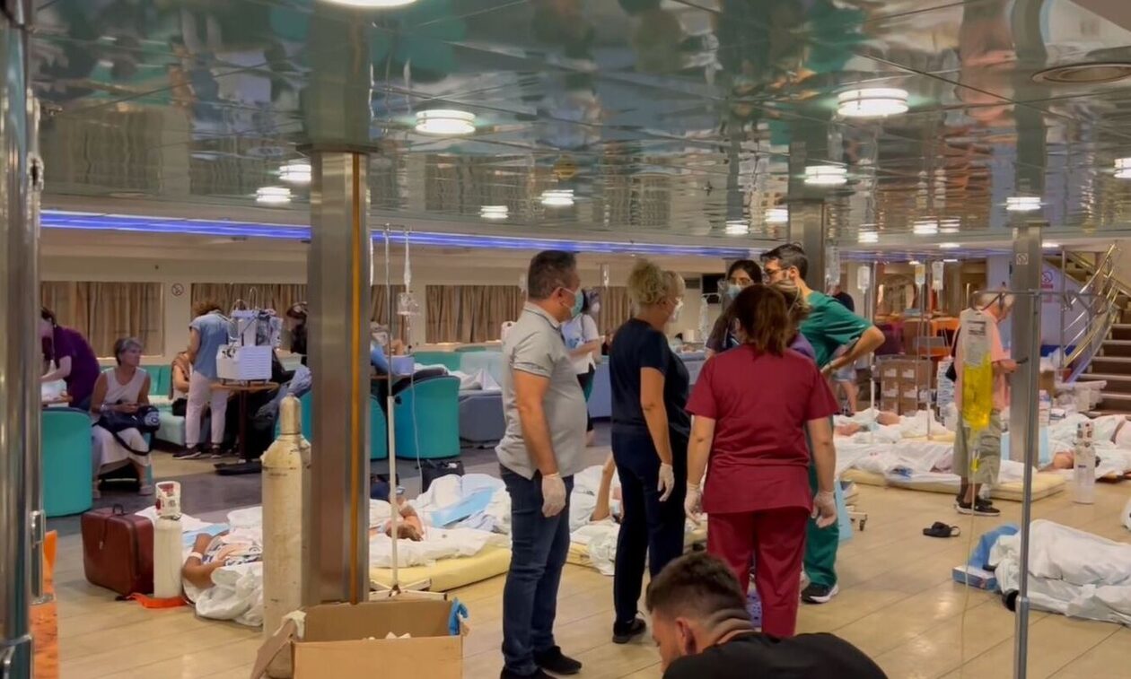 Φωτιά στην Αλεξανδρούπολη: Εκκενώθηκε το νοσοκομείο - Στο λιμάνι οι ασθενείς