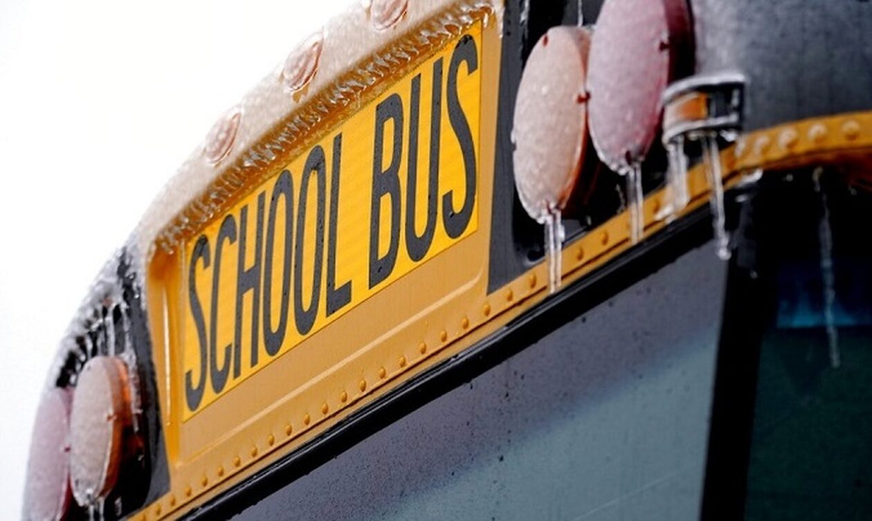 ΗΠΑ: Ένα παιδί σκοτώθηκε και περισσότερα από 20 τραυματίστηκαν σε τροχαίο με σχολικό λεωφορείο
