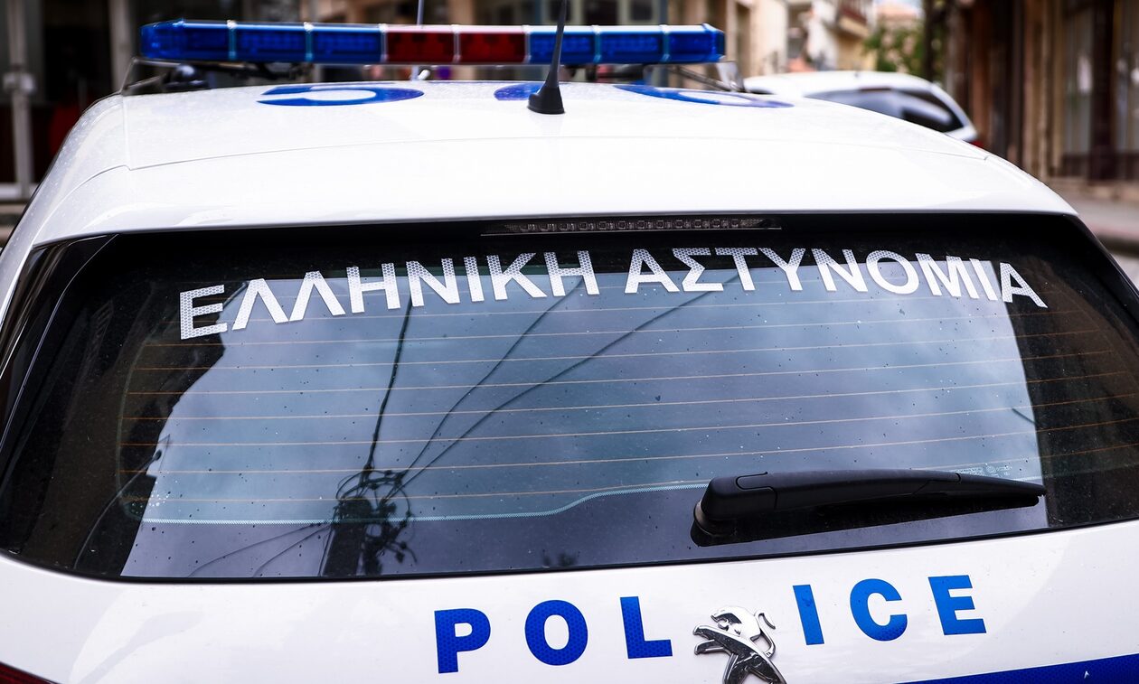 Αλεξανδρούπολη: Προσαγωγή αλλοδαπού οδηγού που μετέφερε 13 παράνομους μετανάστες