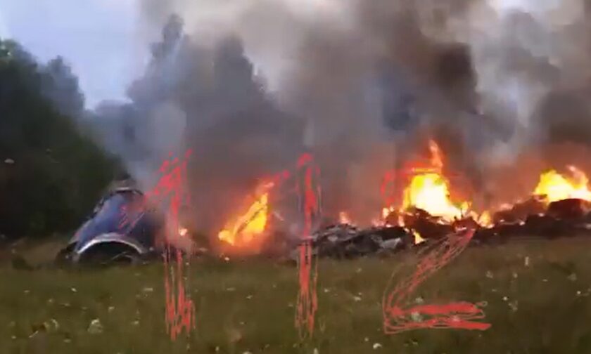 Γεβγκένι Πριγκόζιν: Σοκάρουν τα βίντεο από την πτώση του αεροπλάνου που επέβαινε