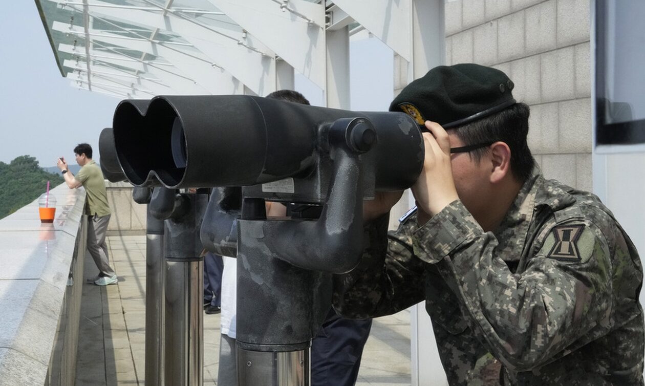 Βόρεια Κορέα: Εκτόξευσε στρατιωτικό δορυφόρο - Σε συναγερμό Τόκιο και Σεούλ