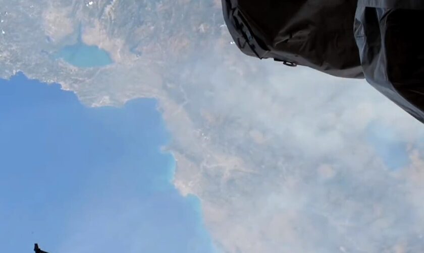 Φωτιά: Οι καπνοί καλύπτουν την Ελλάδα - Βίντεο από τον Διεθνή Διαστημικό Σταθμό