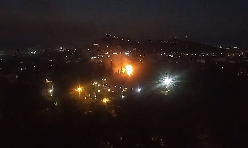 Άμεσα τέθηκε υπό έλεγχο φωτιά στο Σκοπευτήριο Καισαριανής - «Υπάρχουν μαρτυρίες για εμπρησμό»