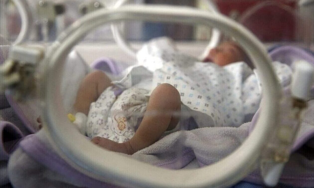 Υπόθεση εμπορίας βρεφών: Και ένατο μωρό από παρένθετη μητέρα στο Γενικό Νοσοκομείο Χανίων