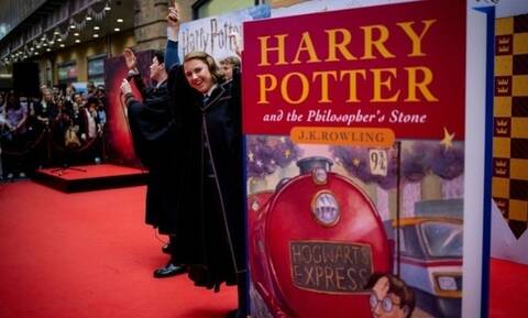 Το Αμβούργο έγινε... Hogwarts - Ρεκόρ σε διαγωνισμό μεταμφίεσης «Χάρι Πότερ»