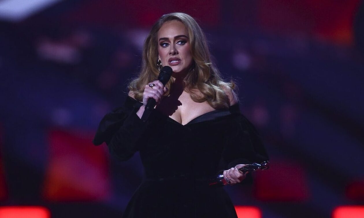 Adele: Κατέρρευσε στα παρασκήνια συναυλίας της στο Λας Βέγκας