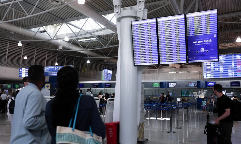 Χάος με τις πτήσεις: Έως και 10 ώρες καθυστέρηση από Ελλάδα προς Βρετανία και Ιταλία