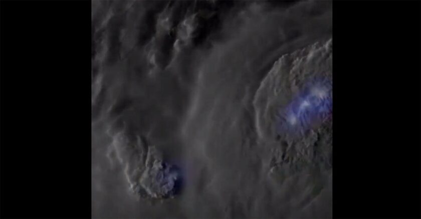 Φλόριντα: Εντυπωσιακές δορυφορικές εικόνες δείχνουν κεραυνούς γύρω από τον τυφώνα Ιντάλια