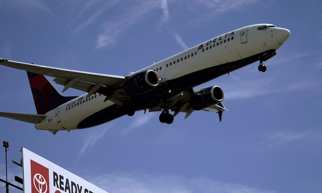 Χάος με πτήση τρόμου στην Ιταλία: 11 επιβάτες στο νοσοκομείο λόγω αναταράξεων