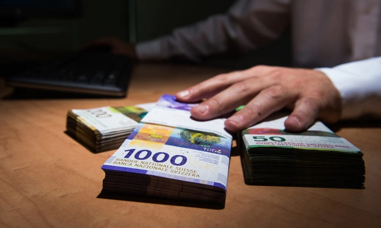 Η Ελβετία προχωρά σε αυστηροποίηση της νομοθεσίας για το ξέπλυμα χρήματος