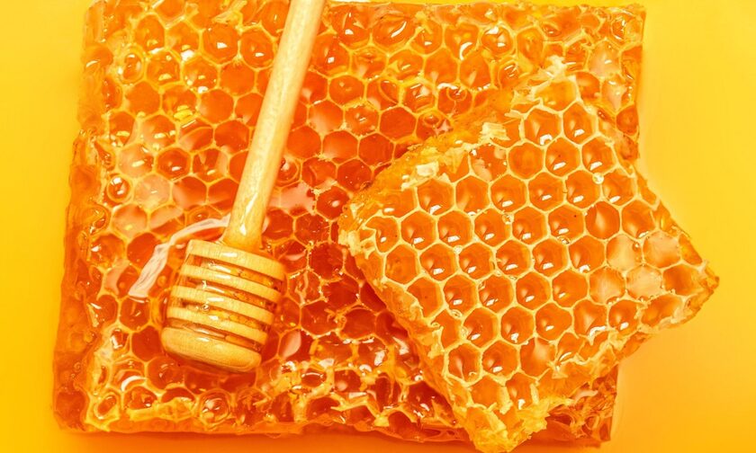 Ωμό μέλι: Πώς μειώνει σάκχαρο, χοληστερίνη και τριγλυκερίδια