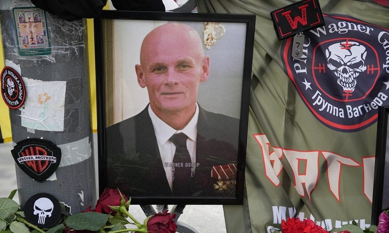 Ετάφη ο υπαρχηγός του Πριγκόζιν Νμίτρι Ούτκιν: «Διακριτική» η κηδεία κοντά στη Μόσχα