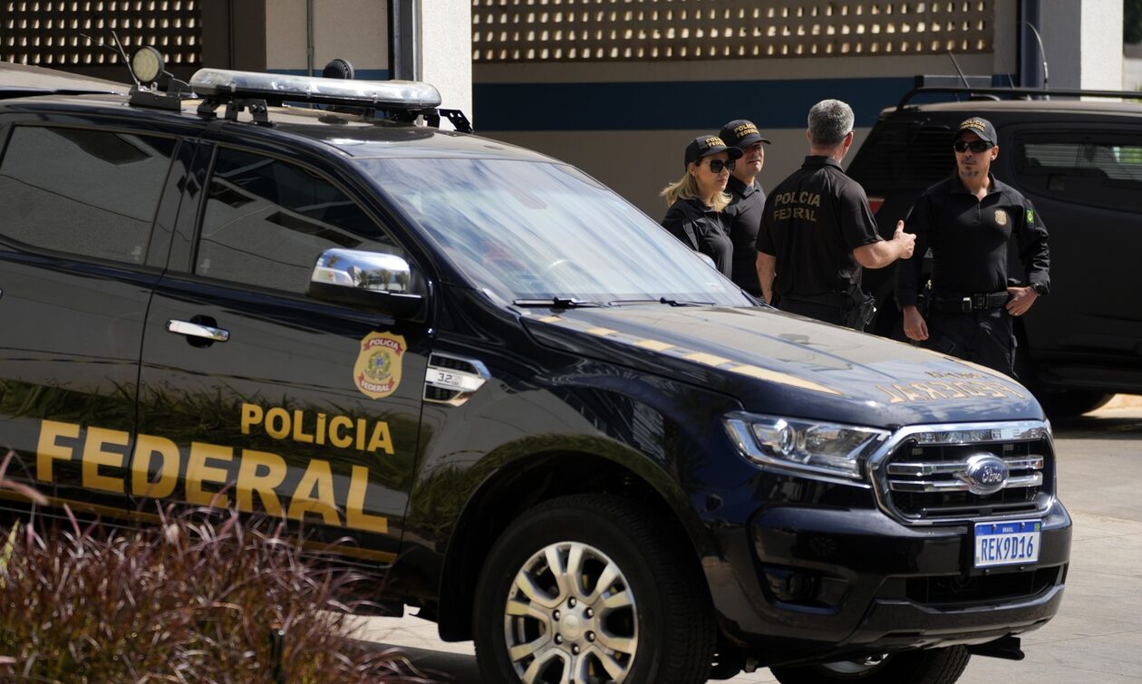 Βραζιλία: Στην αστυνομία ο Μπολσονάρου και η σύζυγός του για το σκάνδαλο των κοσμημάτων
