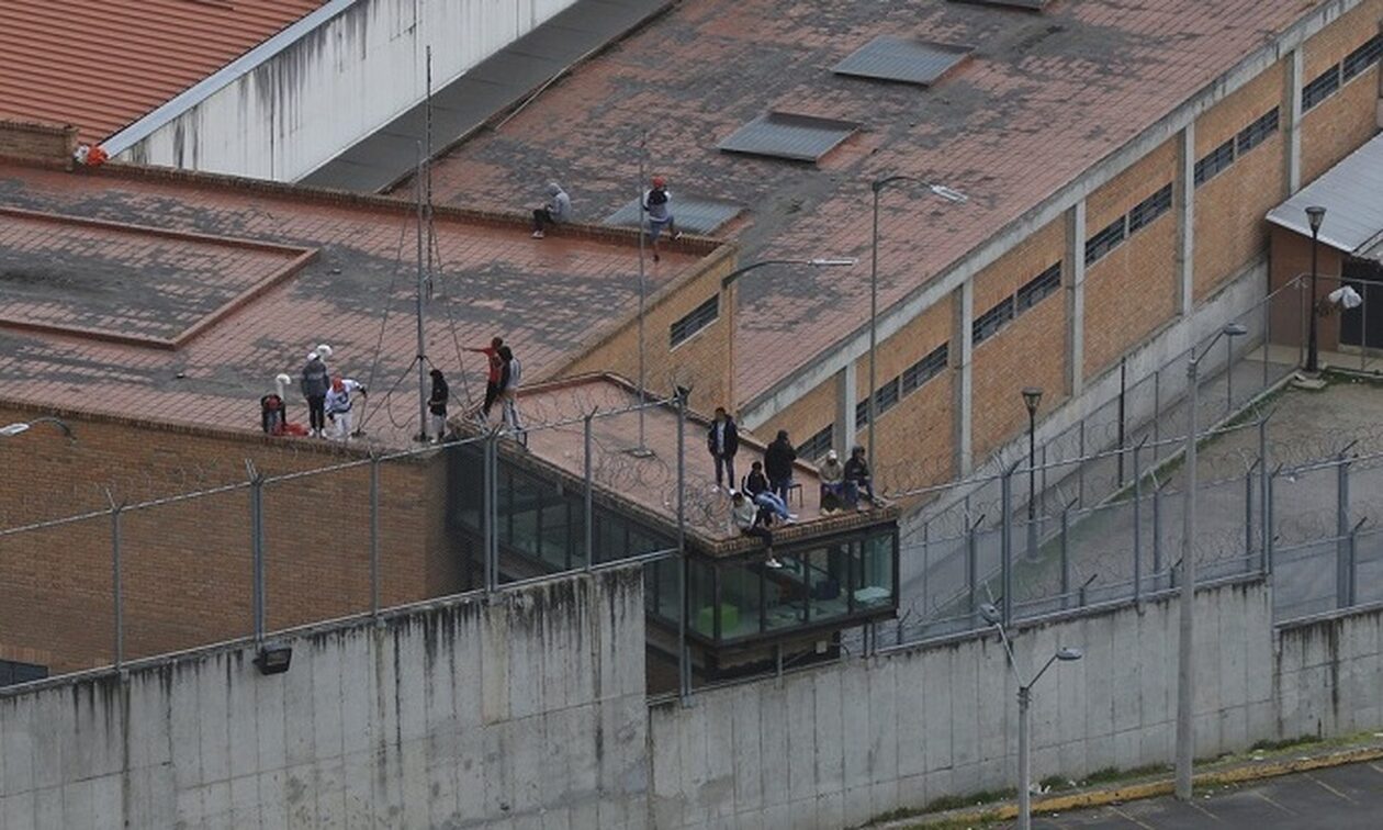 Εξέγερση στις φυλακές του Εκουαδόρ: Ελεύθεροι οι 57 φύλακες και αστυνομικοί που κρατούνταν όμηροι