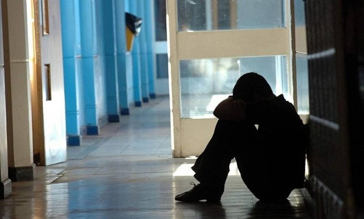 Bullying στα σχολεία: Συγκλονιστική μαρτυρία πατέρα – «Ο γιος μου, από θύμα έγινε θύτης»