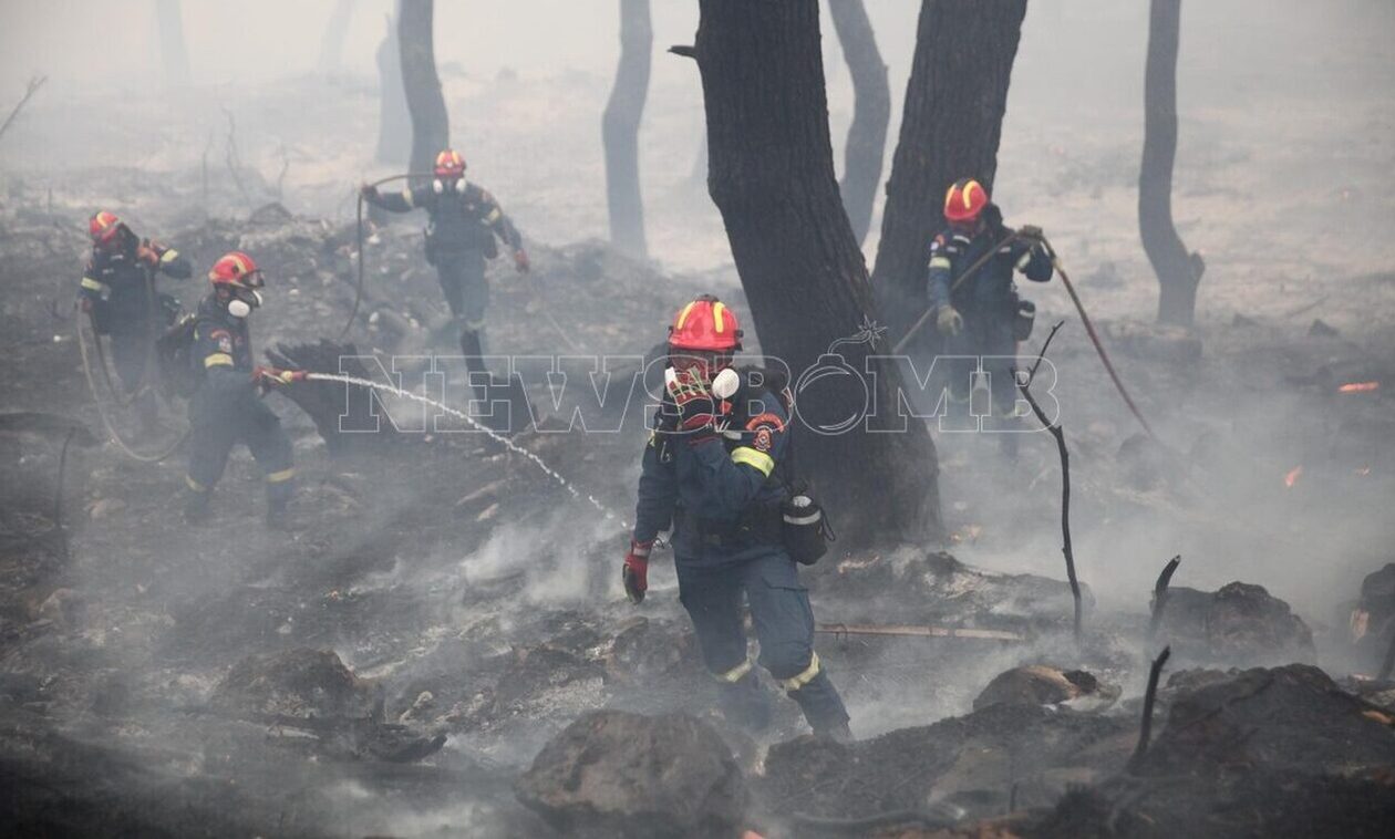 Φωτιά στη Σταμάτα: Καλύτερη η εικόνα από το πύρινο μέτωπο - Συνεχίζεται η μάχη της Πυροσβεστικής