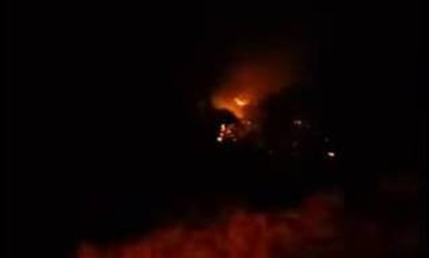 Φωτιά τώρα στη Σαμοθράκη – Το μέτωπο βρίσκεται σε ύφεση, βρέχει στο νησί