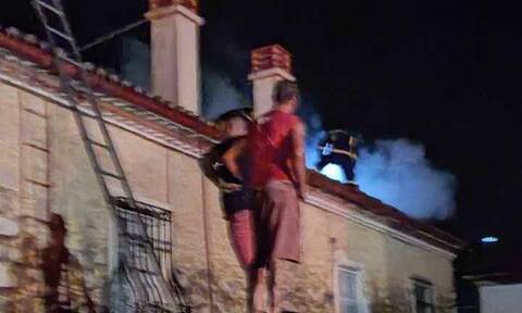 Κακοκαιρία Daniel: Πυρκαγιά σε σπίτι στο Λεωνίδιο από κεραυνό