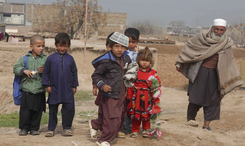 Με υποσιτισμό κινδυνεύουν εκατομμύρια Αφγανοί