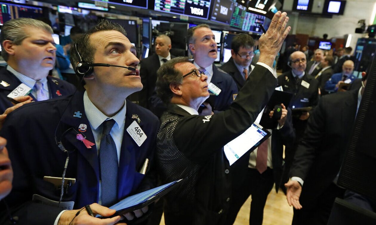Απώλειες στη Wall Street - Επέστρεψαν οι ανησυχίες για τον πληθωρισμό