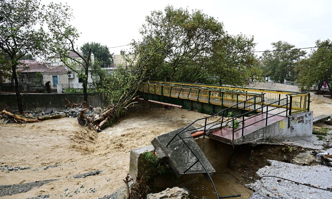 Λέκκας: Στο Βόλο «εγκαταστάθηκαν» 150 εκατ. τόνοι νερού και λάσπης