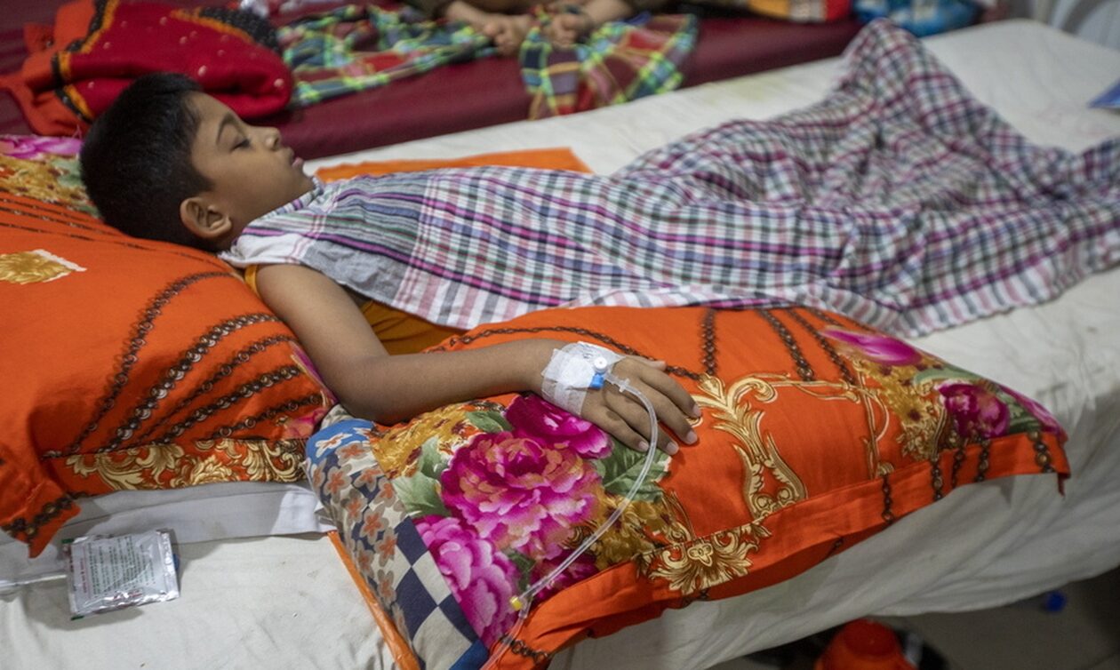 Δάγκειος πυρετός: «Απειλή πανδημίας» κατά τον ΠΟΥ - Ρεκόρ θανάτων και κρουσμάτων στη νότια Ασία