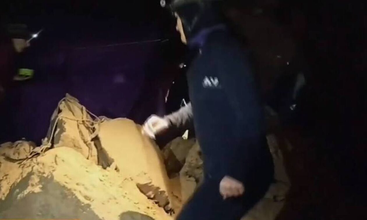 Αμερικανός παγιδεύτηκε σε βάθος 1.000 μέτρων σε σπήλαιο στη νότια Τουρκία