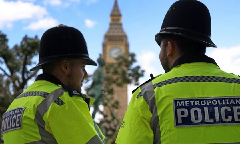 Βρετανία: Η αστυνομία απήγγειλε κατηγορίες εις βάρος ενός πρώην στρατιώτη, ύποπτου για τρομοκρατία