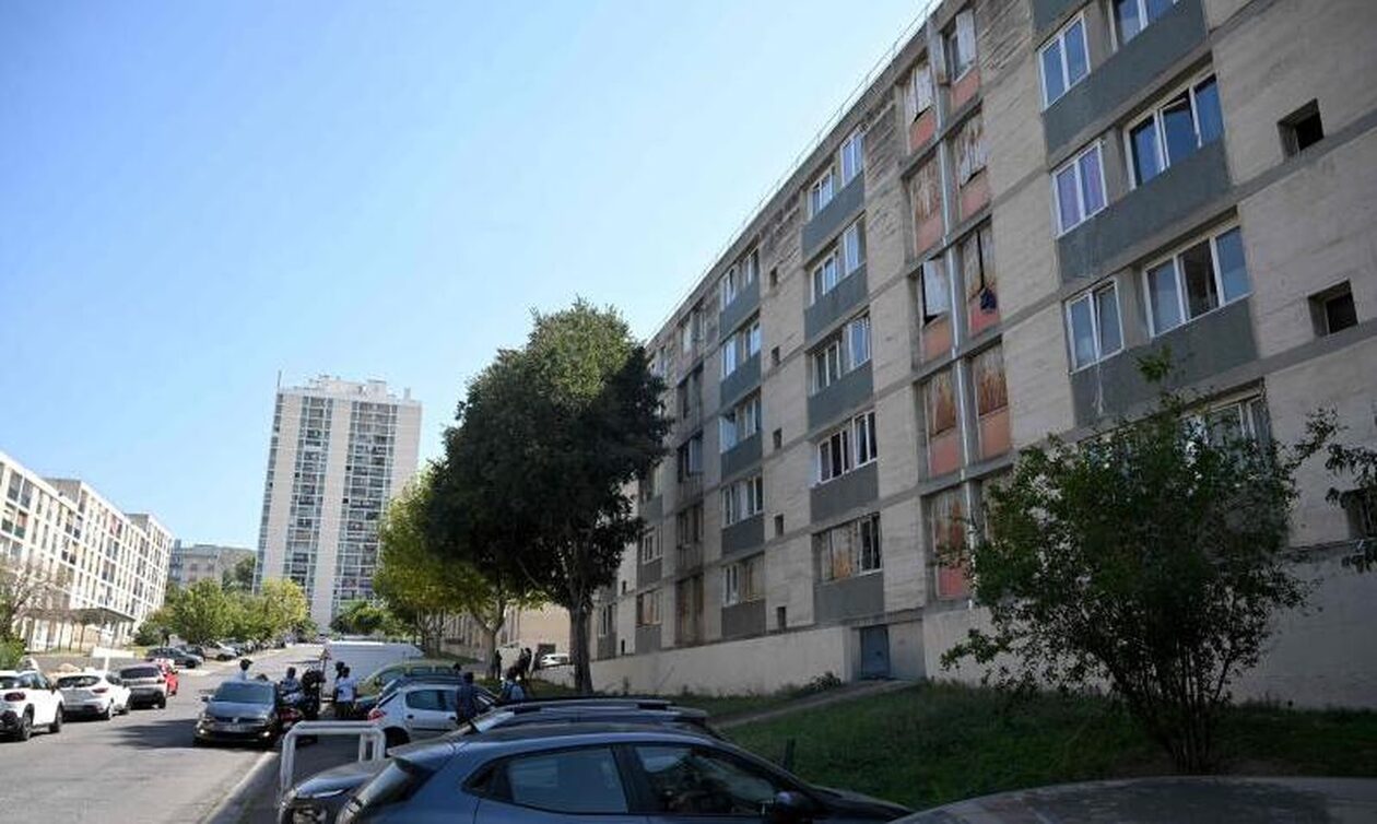 Γαλλία: 24χρονη χτυπήθηκε από αδέσποτη σφαίρα μέσα στο σπίτι της στη Μασσαλία