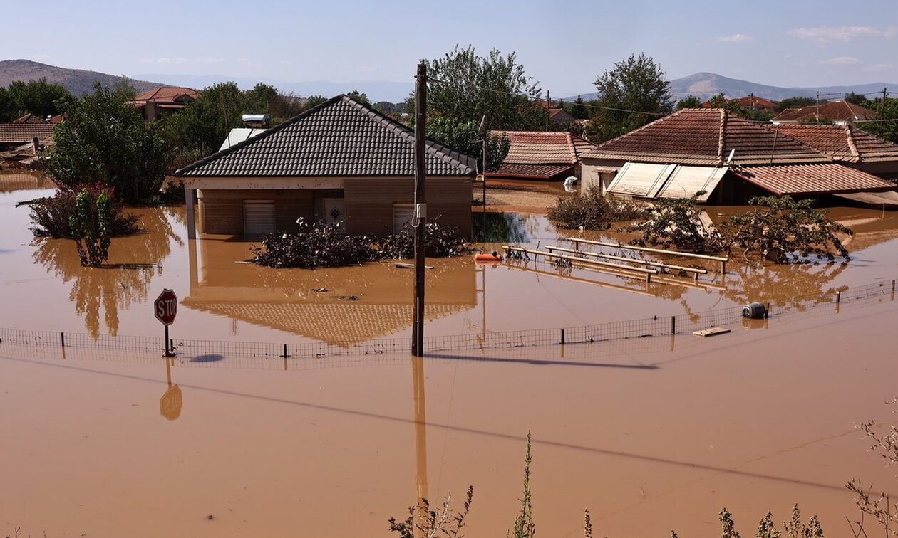 Πλημμύρες: Φόβοι για τη δημόσια υγεία – Ακατάλληλο νερό και μολύνσεις