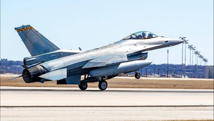 Το πρώτο αναβαθμισμένο F-16 στην διαμόρφωση «Viper» επιστρέφει στην Πολεμική Αεροπορία