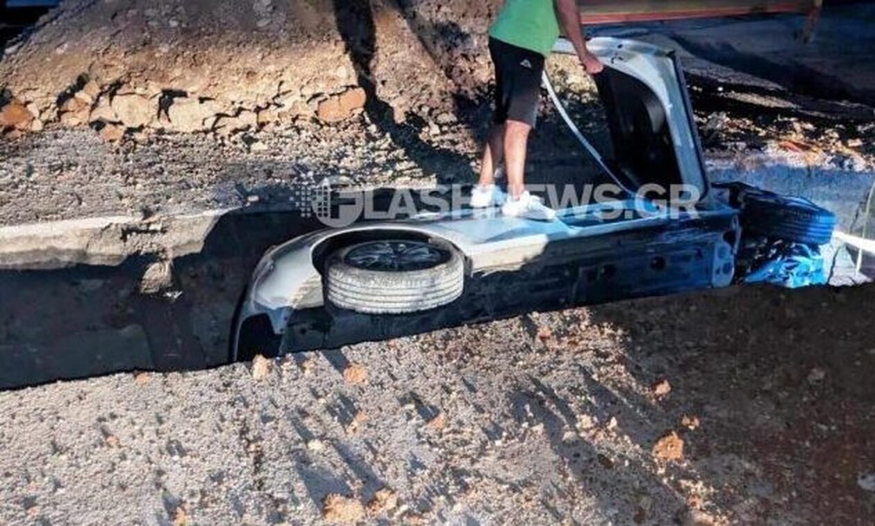 Τροχαίο στο Ηράκλειο: Αυτοκίνητο έπεσε σε χαντάκι έργων