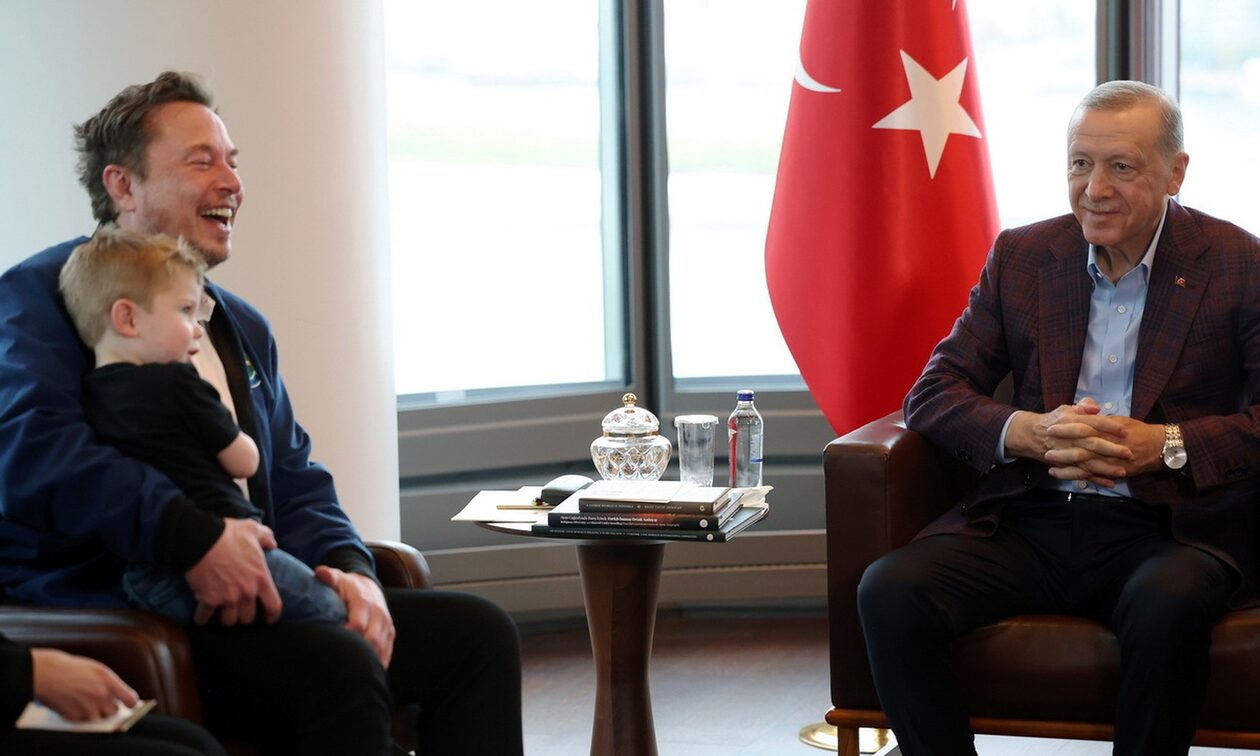 Ο Ερντογάν καλεί τον Έλον Μασκ να κατασκευάσει εργοστάσιο της Tesla στην Τουρκία