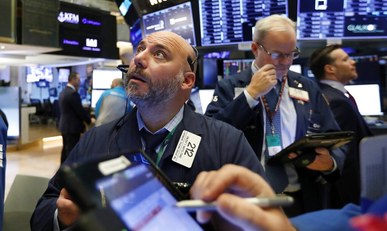 Απώλειες στη Wall Street εν αναμονή των αποφάσεων της Fed