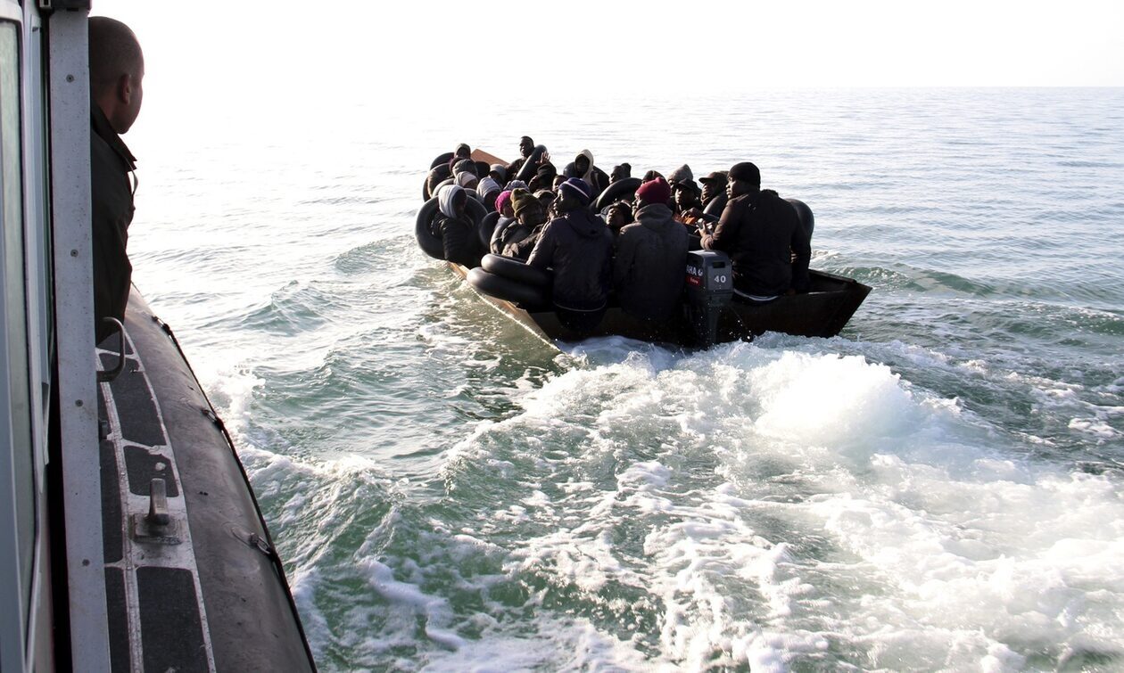 Συναγερμός στην Πύλο: Εντοπίστηκε σκάφος με 90 αλλοδαπούς - Σε εξέλιξη επιχείρηση διάσωσης