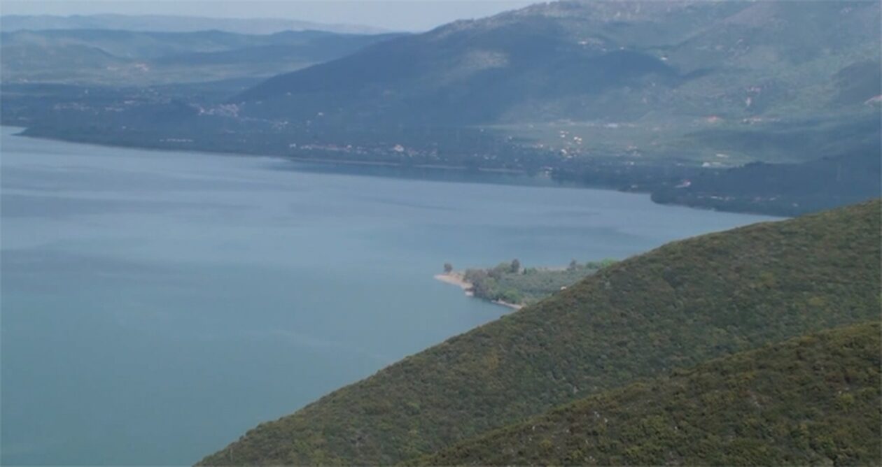 Κακοκαιρία Daniel: Η μεγαλύτερη λίμνη στην Ελλάδα δεν είναι πλέον η Τριχωνίδα αλλά η... Κάρλα
