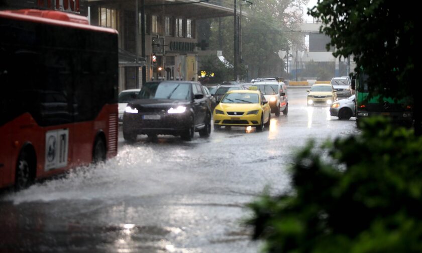 Έκτακτο Δελτίο Επιδείνωσης Καιρού: Μεγάλα ύψη βροχής στη Θεσσαλία