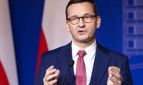 Ο πρωθυπουργός της Πολωνίας καλεί τον Ζελένσκι «να μην προσβάλει ξανά τους Πολωνούς»