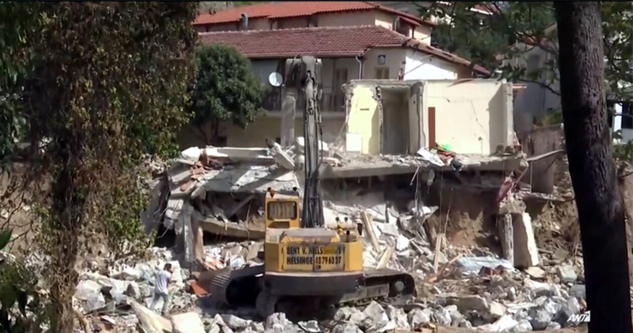 Βόλος: Κατεδαφίζονται τα ακατάλληλα σπίτια και η παλιά πτέρυγα του Γηροκομείου