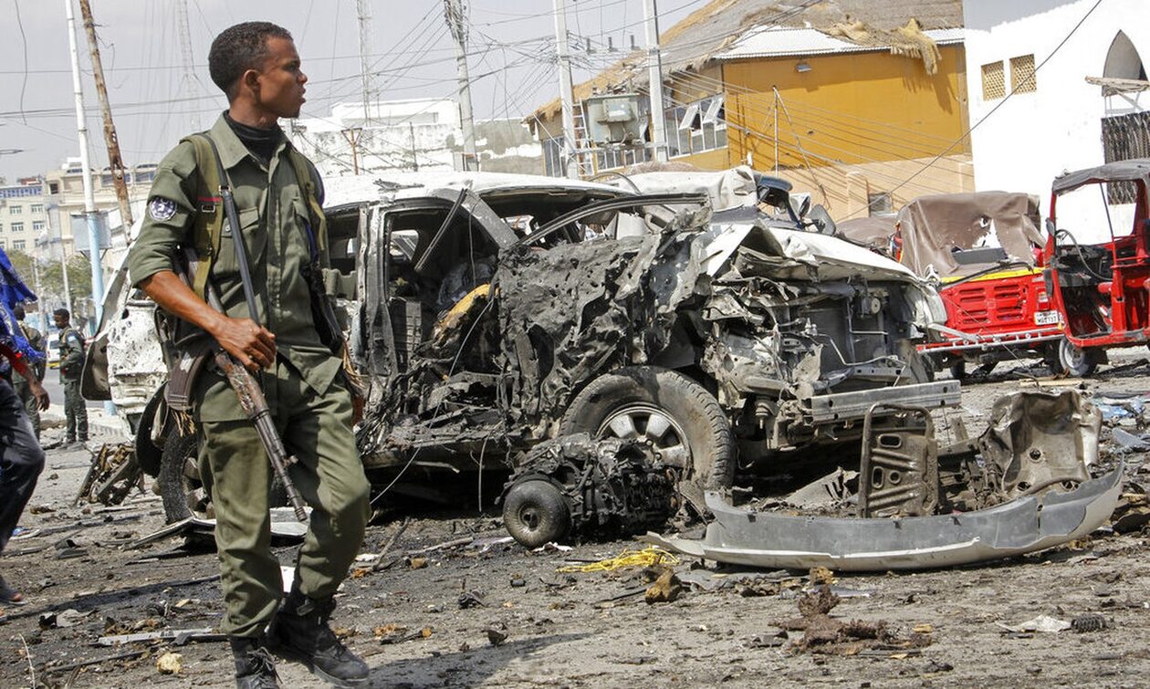Σομαλία: Τουλάχιστον δέκα νεκροί από έκρηξη παγιδευμένου φορτηγού