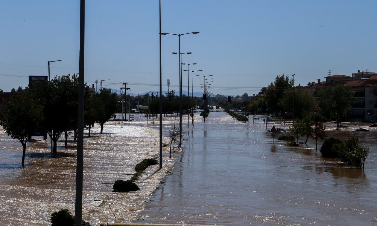 Καιρός: Κακοκαιρία με μεγάλα ύψη βροχής στη Θεσσαλία – Τι είναι η «ψυχρή λίμνη»