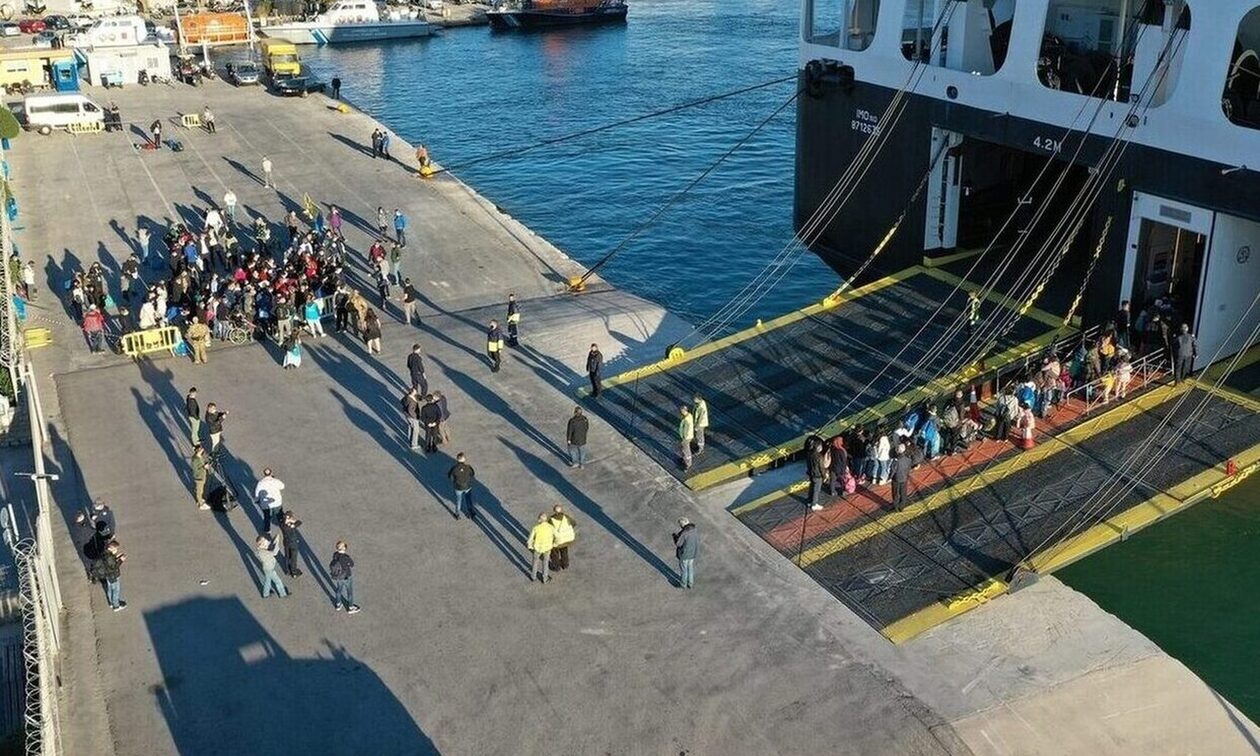 Ναυτικό ατύχημα στον Πειραιά: Να συλληφθούν τρία μέλη του πληρώματος διέταξε ο εισαγγελέας