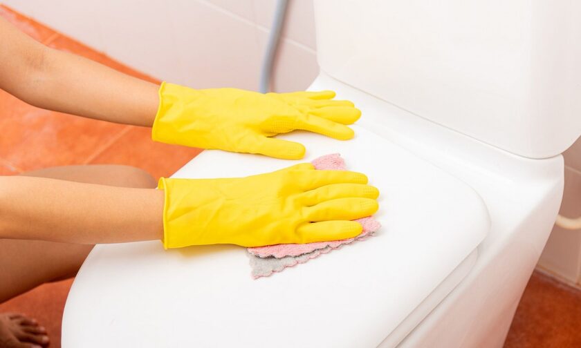 Φτιάξτε αρωματικές ταμπλέτες καθαρισμού για τη λεκάνη τουαλέτας