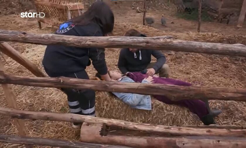 Η Φάρμα: Σοβαρό ατύχημα για τη Μαρίλια - Πήγε να κάνει πλεξούδες στο άλογο και την κλώτσησε