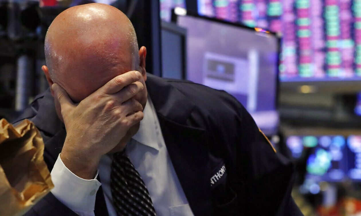 Οι ανησυχίες για τα επιτόκια «βύθισαν» τη Wall Street