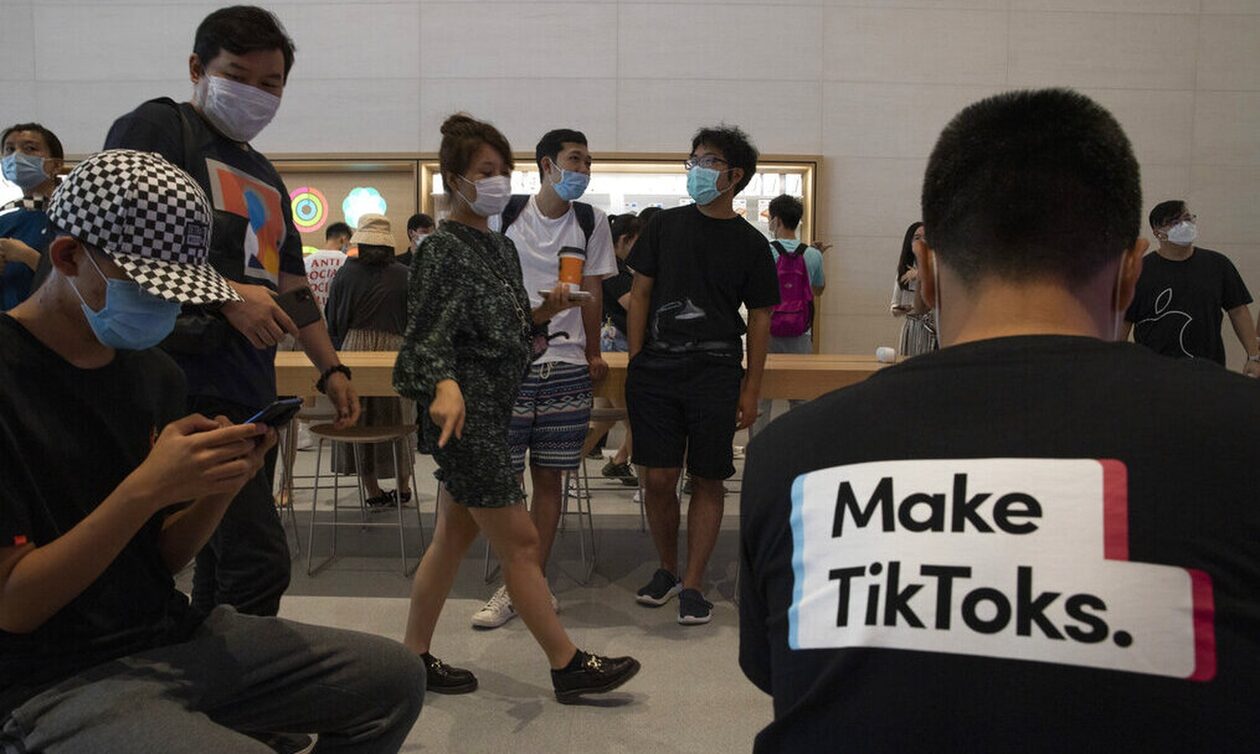Πλήγμα για το Tik Tok: Η Ινδονησία απαγόρευσε τις εμπορικές συναλλαγές στα social media