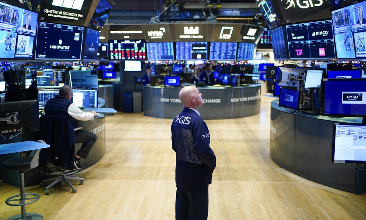 Σε κλίμα αβεβαιότητας η Wall Street