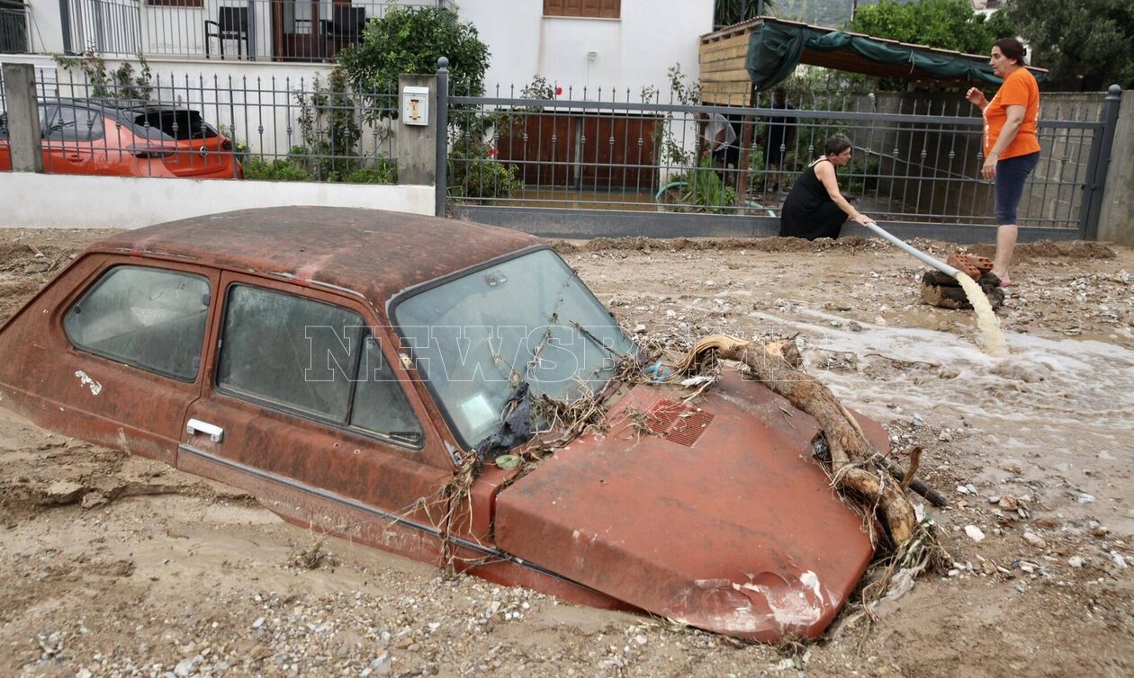 Η Θεσσαλία μετράει και πάλι τις πληγές της - Συγκλονίζουν οι εικόνες από τη νέα βιβλική καταστροφή