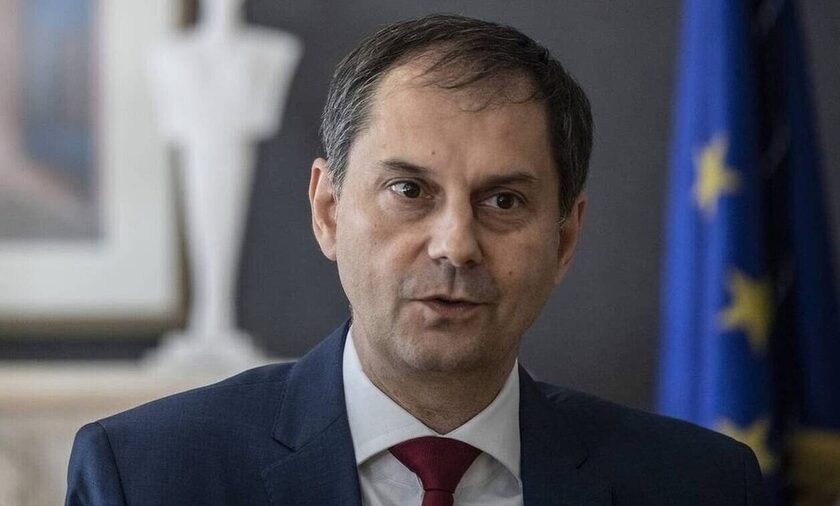 Παύλος Μαρινάκης: Δεν υπάρχει θέμα εμπιστοσύνης του πρωθυπουργού στον Χάρη Θεοχάρη